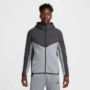 Alternative view of Nike Tech Fleece Windrunner