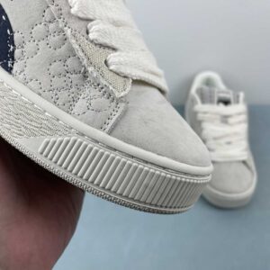 Alternative view of PUMA Suede XL